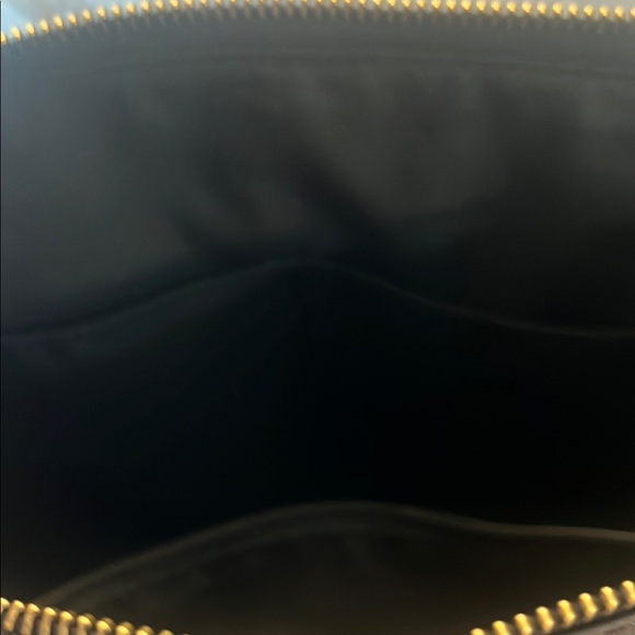 Fossil Black and Pink Crossbody Bag with Modern Design - Picture 4 of 8